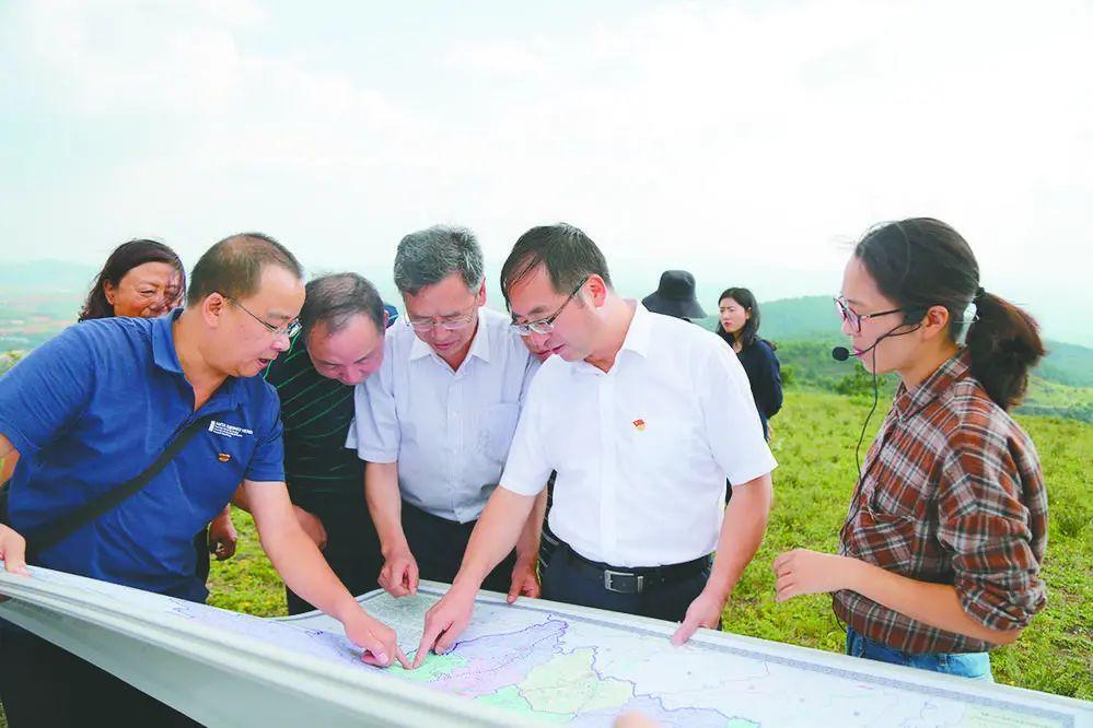 北小路村民委员会领导团队全新亮相，展望未来发展之路